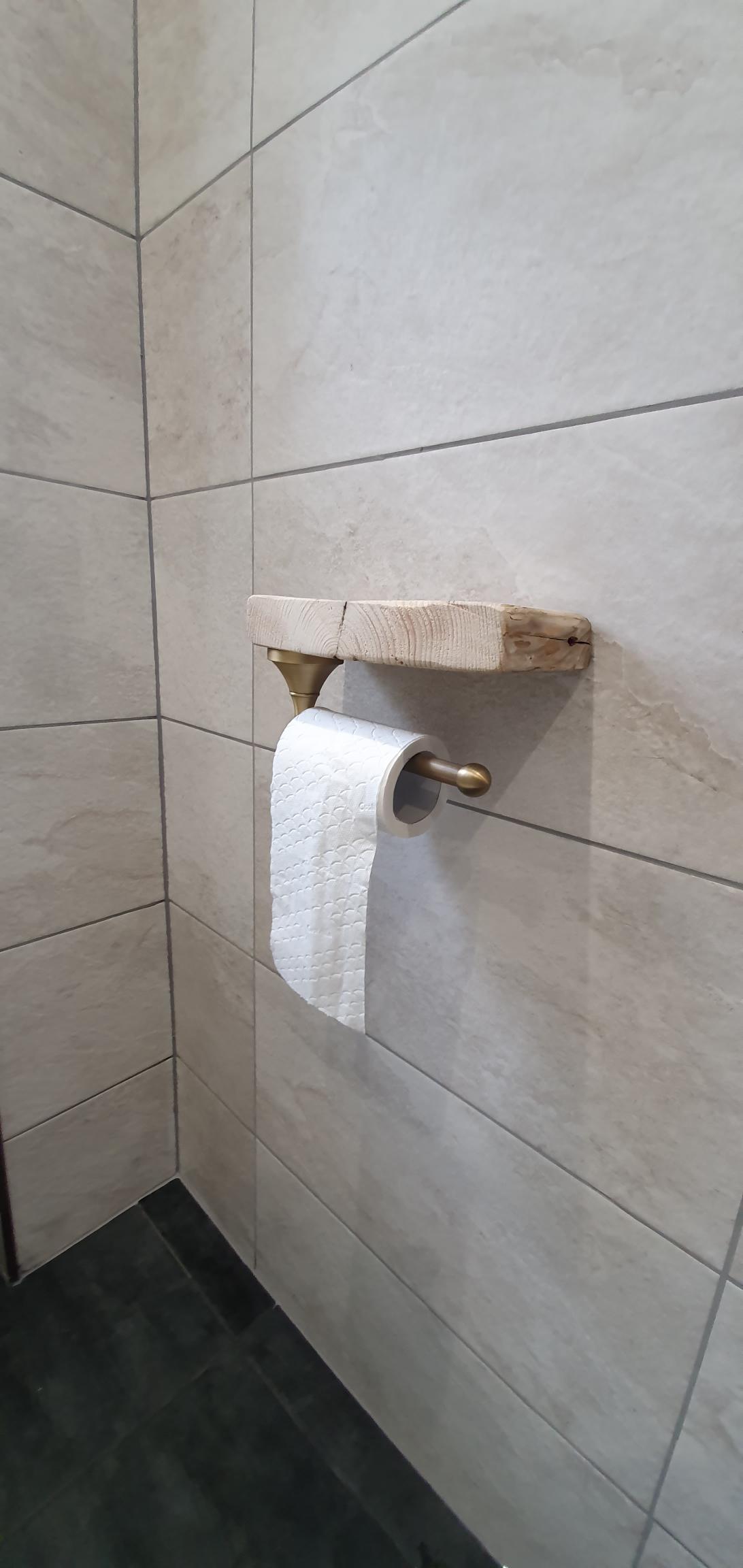 Walk in shower, tiling, feature recess, led lights, wall tiles