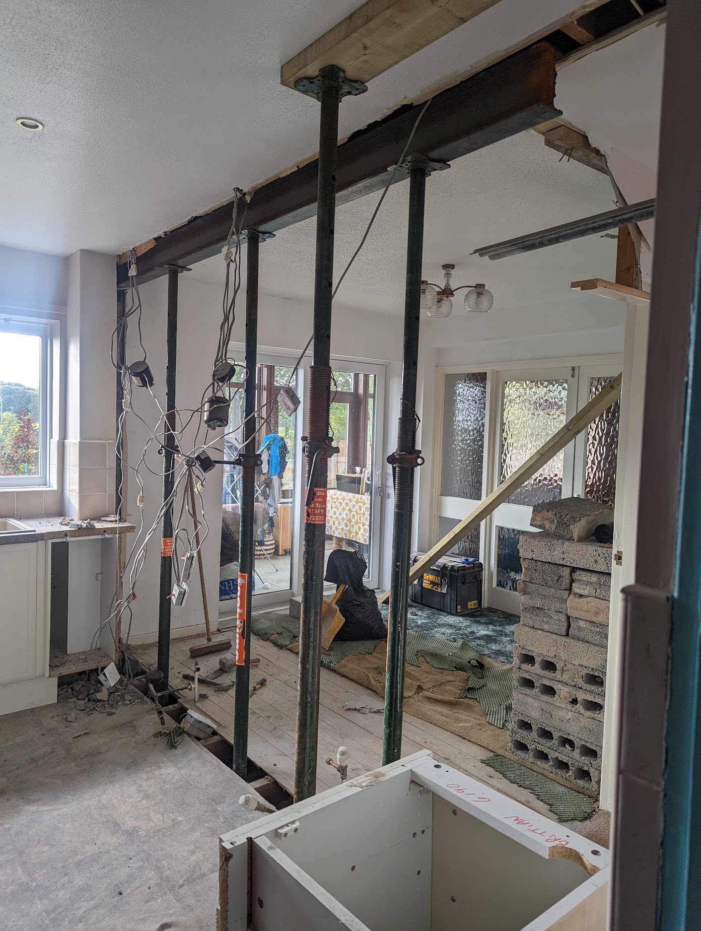 Oak worktop installation Sedgefield, breakfast bar, custom kitchen design Durham, supporting wall removal